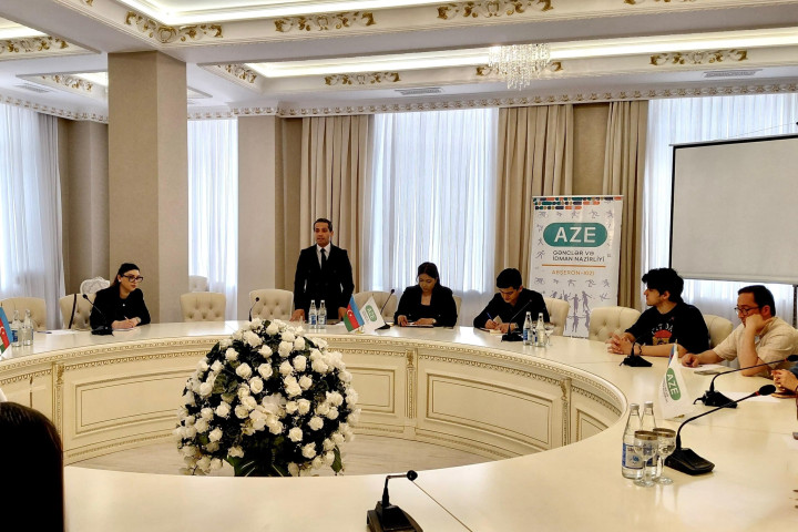 2025-ci ilin "Gənclər Paytaxtı" Sumqayıt şəhərində gənclər sahəsində çalışan şəxslərlə görüş